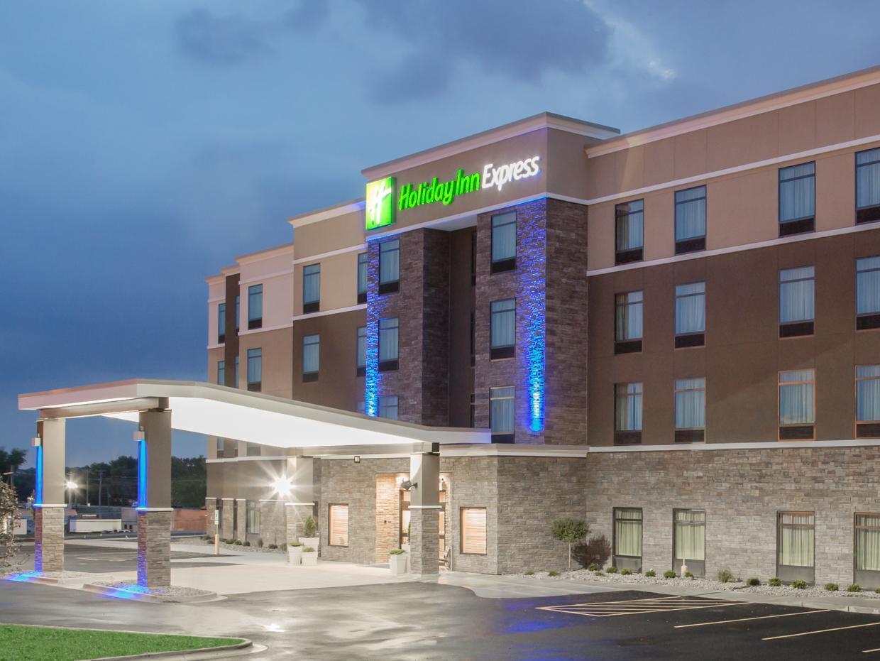 Holiday Inn Express Moline - Quad Cities Area By Ihg Екстериор снимка