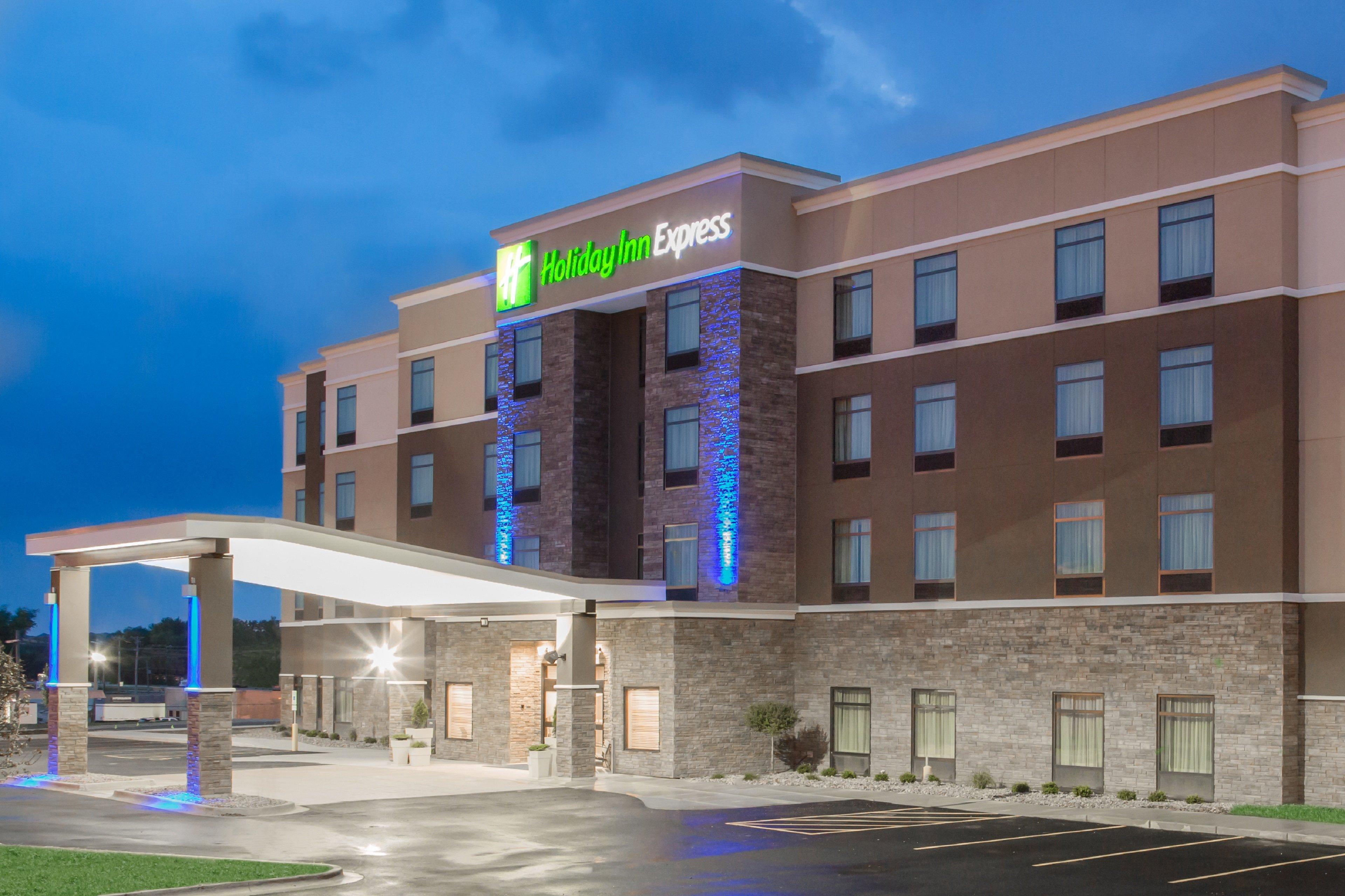 Holiday Inn Express Moline - Quad Cities Area By Ihg Екстериор снимка